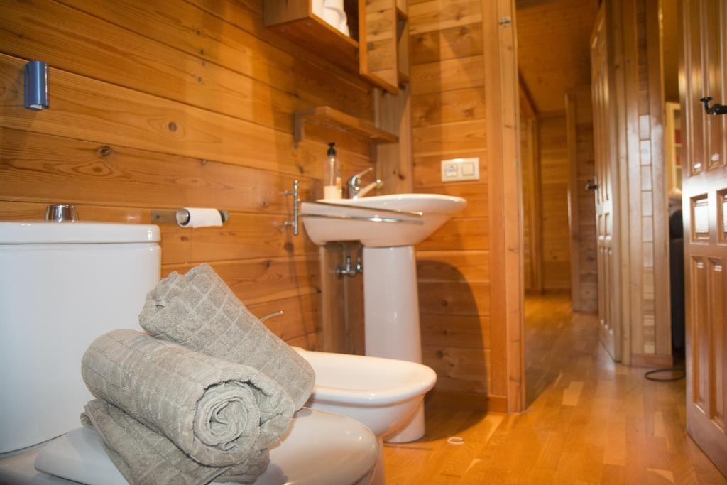 Wood House Close Beach 마르베야 외부 사진